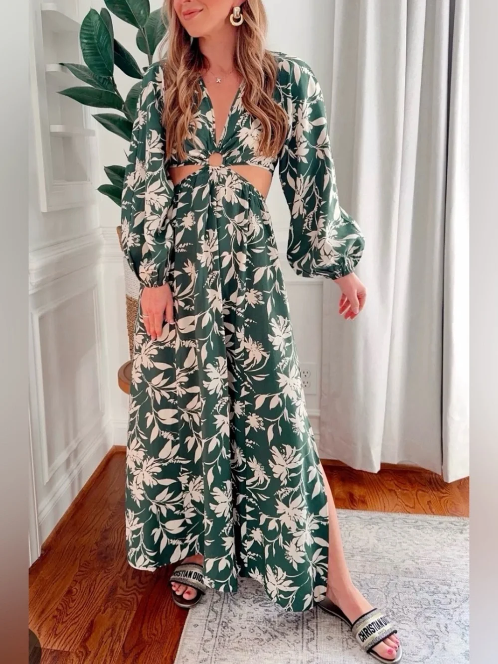 Abercrombie & Fitch long-sleeve plunge cut-out maxi dress size S